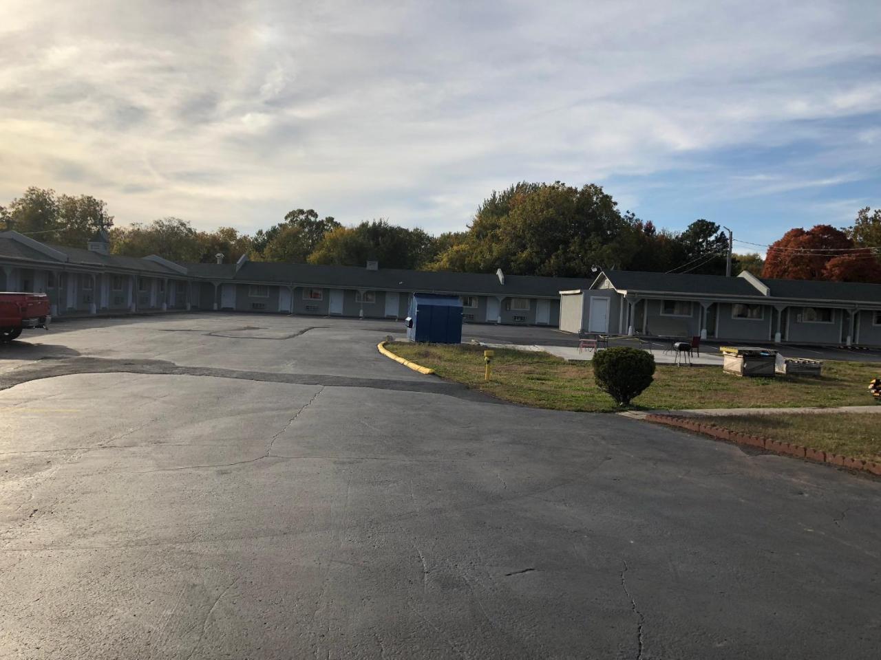 Dogwood Park Inn Springfield Esterno foto