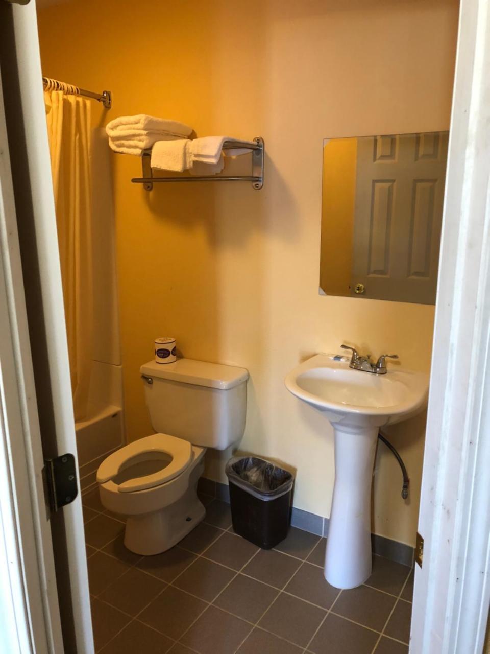 Dogwood Park Inn Springfield Esterno foto